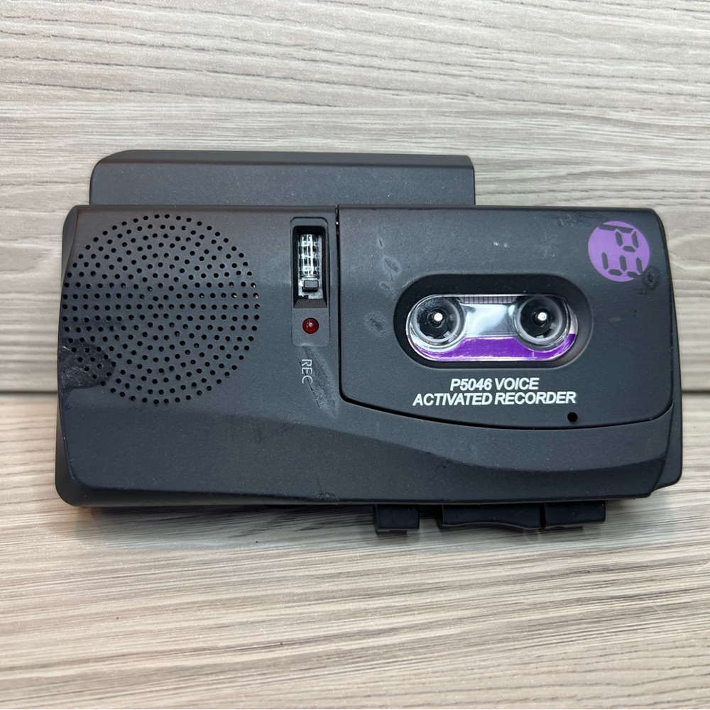 SOLD P3 P5046 Handheld Micro Cassette Pen or Voice Activated Recorder